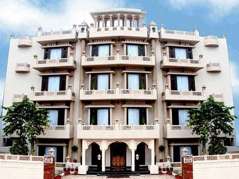 Hotel Nahargarh Haveli-Near Train Station Metro Džajpur Exteriér fotografie