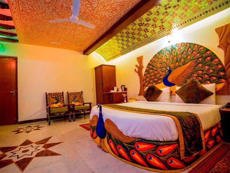 Hotel Nahargarh Haveli-Near Train Station Metro Džajpur Exteriér fotografie