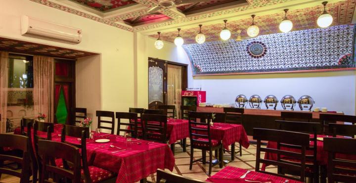 Hotel Nahargarh Haveli-Near Train Station Metro Džajpur Exteriér fotografie